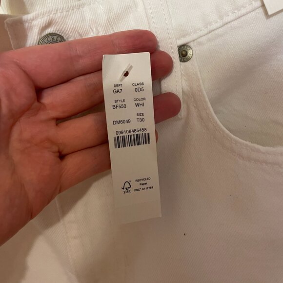 🔥 J. Crew | Slouchy Boyfriend Jean in White 30 Tall NWT - Picture 5 of 6